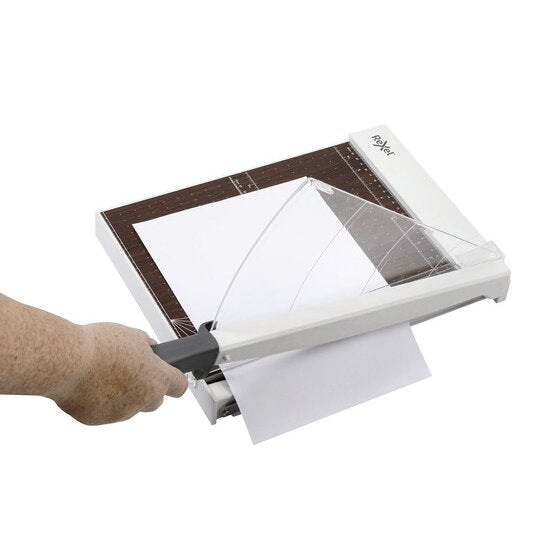 Rexel ClassicCut A4 Guillotine Wood 1210W