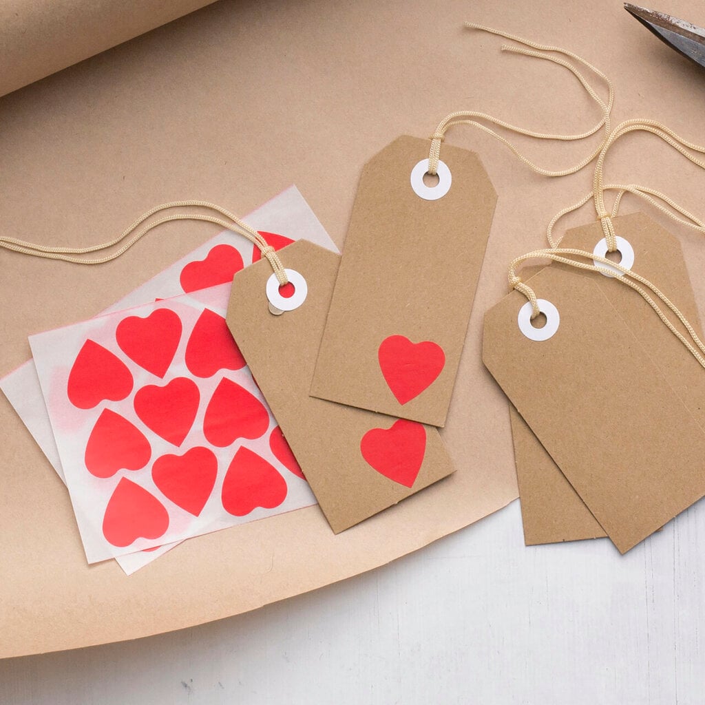 Avery Red Multi-Purpose Stickers Medium Hearts 30 Pack
