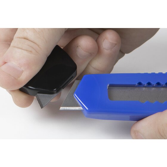 Celco Heavy Duty Manual Lock Knife 18mm