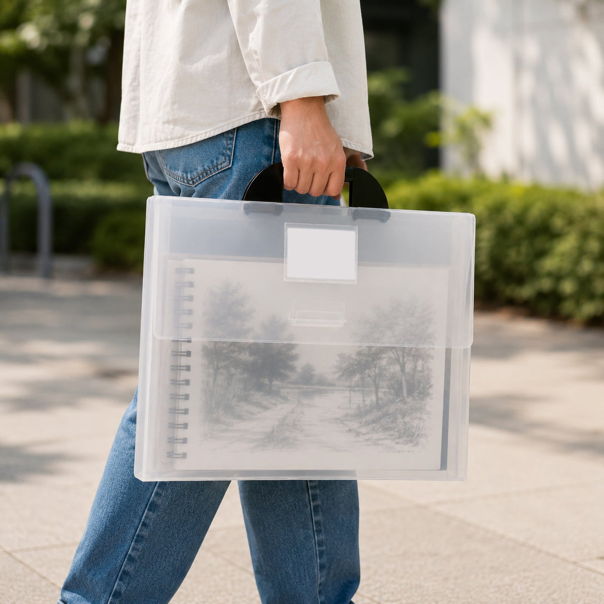 Colby Art A4 Gusseted Art Carry Satchel Clear