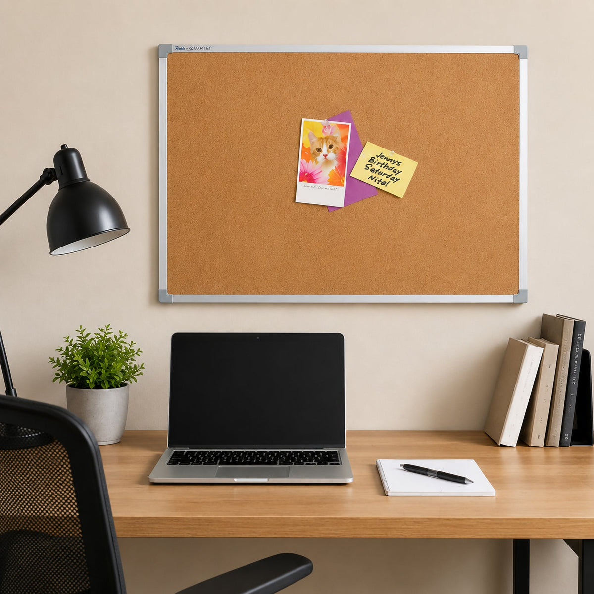 Quartet Corkboard Aluminium Frame 900 x 600mm