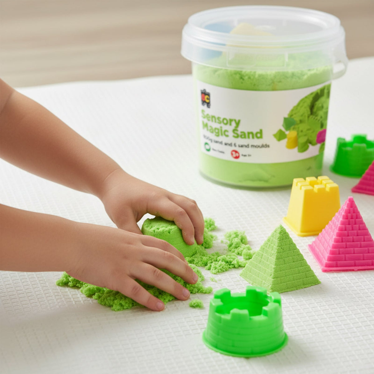 Sensory Magic Sand with Moulds 600g Green