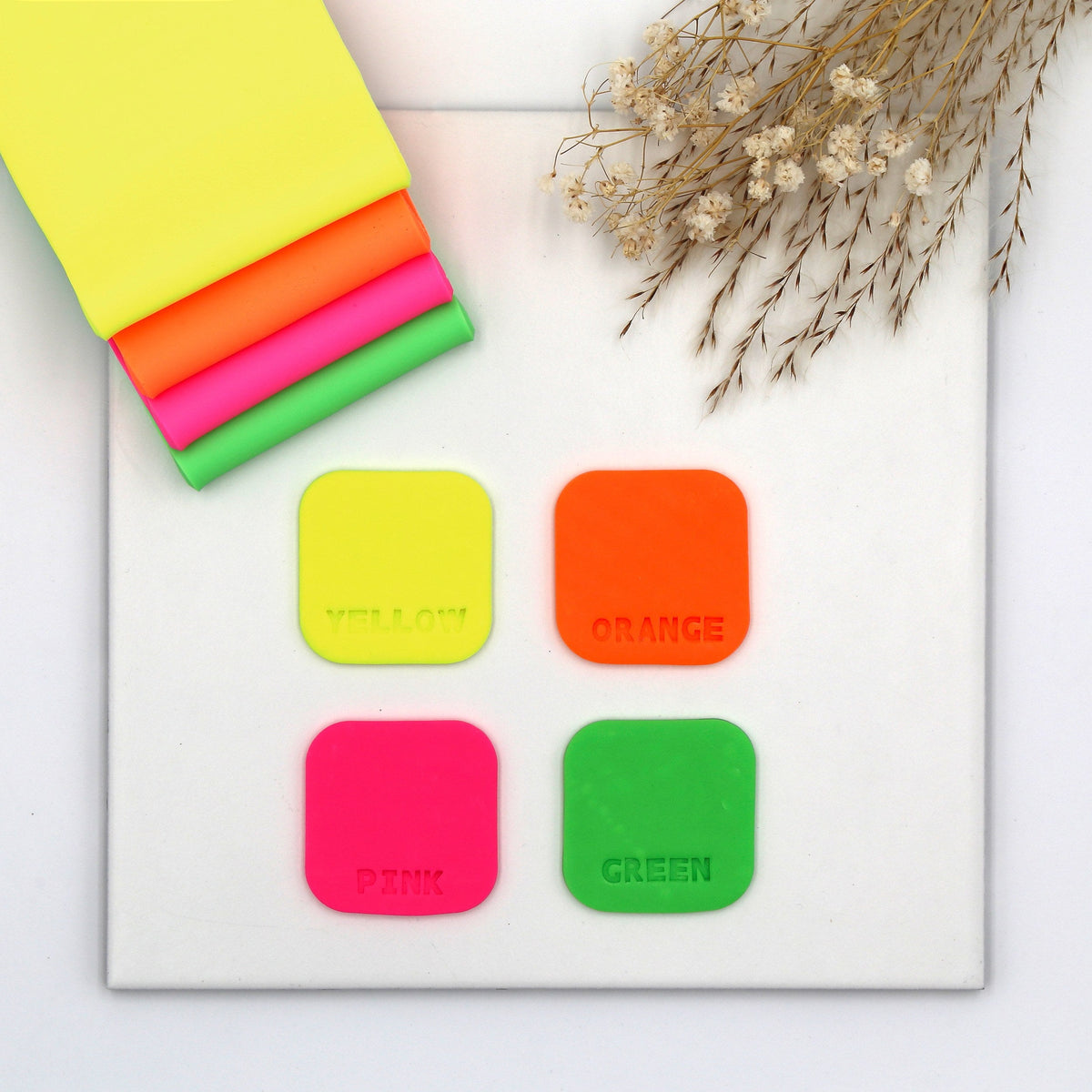 Fimo Effect Standard Block 57g Neon Fuchsia 8010-201