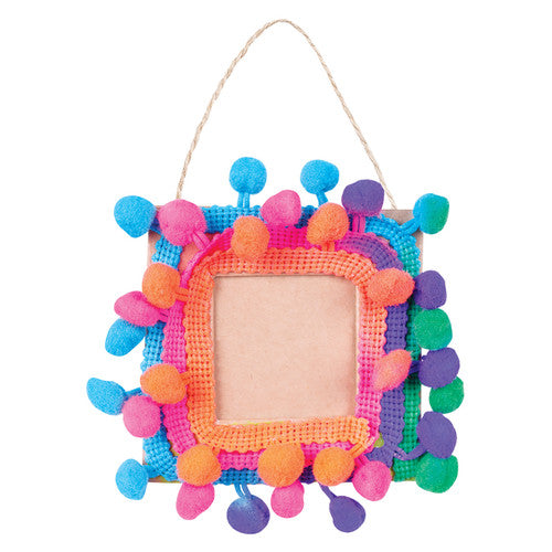 Zart Rainbow Pom Pom String 5m