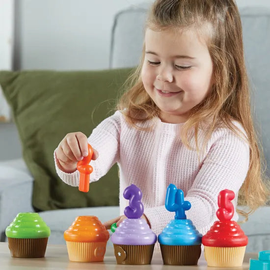 Snap-n-Learn Counting Cupcakes