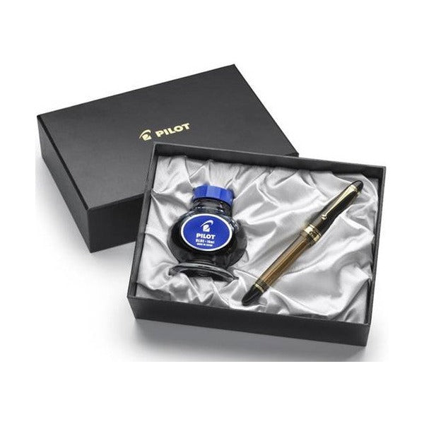Pilot Custom 823 Fountain Pen Black Barrel 14K Gold Fine Nib