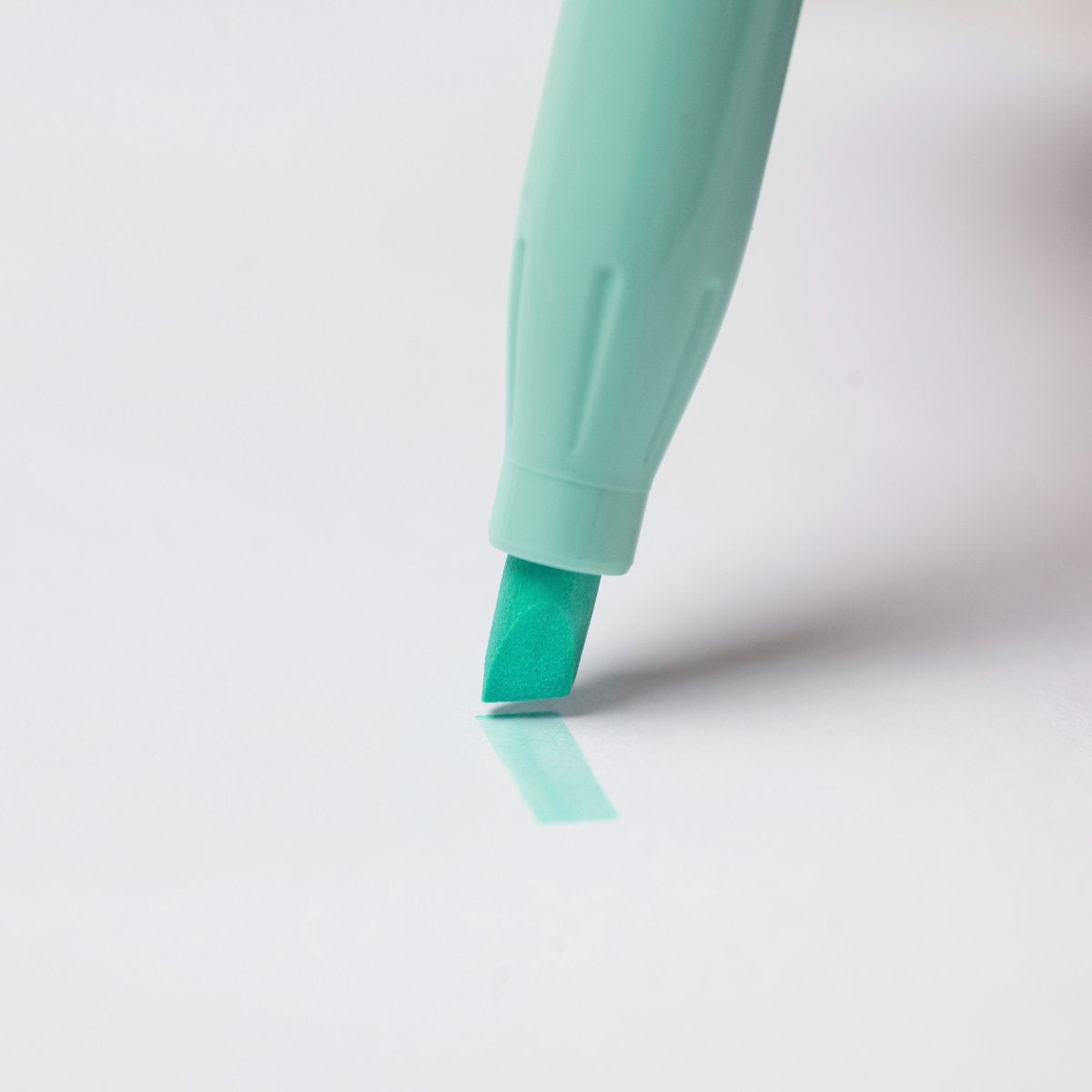 PILOT FriXion Light Erasable Highlighter Soft Green Box of 10
