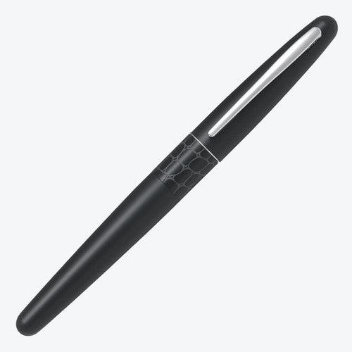 Pilot MR2 Fountain Pen Black Crocodile Barrel Fine Nib